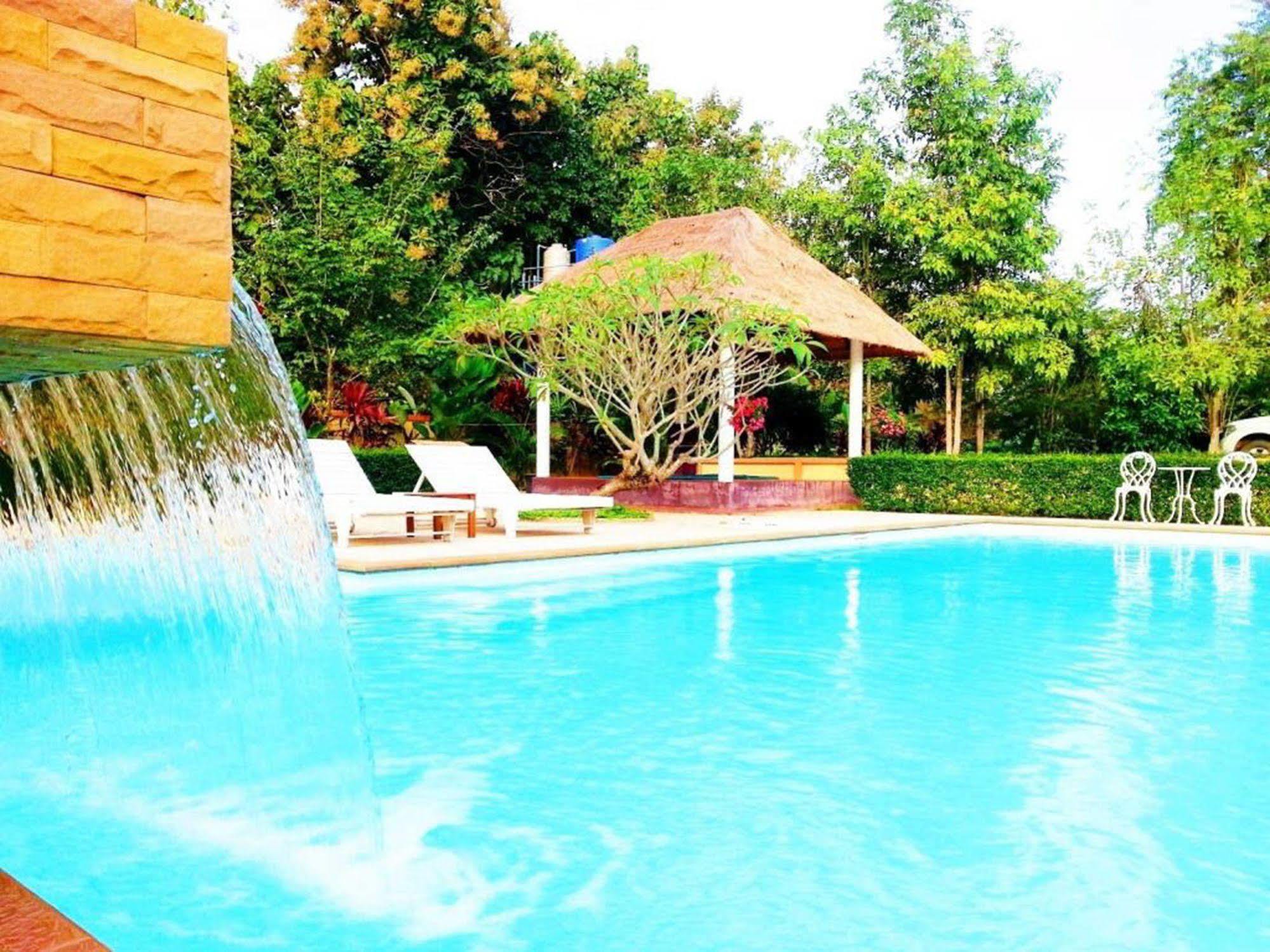 Nan Noble House Garden Resort Екстер'єр фото